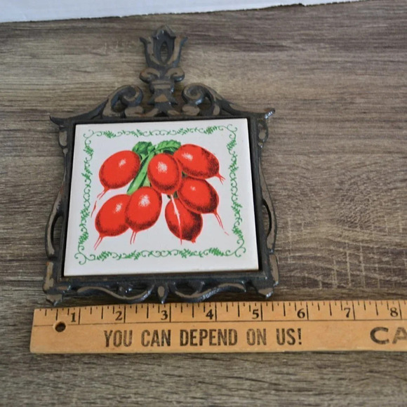 Vtg Veggie  Trivets/ Wall Decor - Picture 12 of 12
